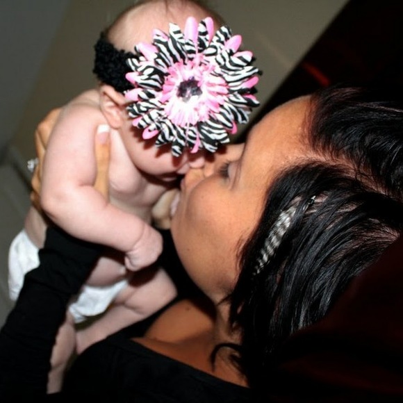 Meet your Posher, Laura - Picture 1 of 1